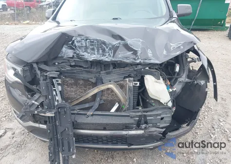 2017 GMC Acadia Denali z USA, uszkodzony, nr VIN 1GKKNPLS2HZ137436